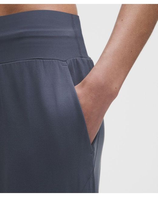 lululemon athletica Blue – Groove Low-Rise Relaxed Cinch Pants Regular – – Size 4