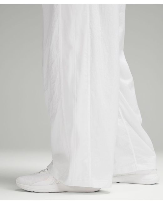 lululemon athletica White – Lightweight Tennis Mid-Rise Track Pants Full Length – –