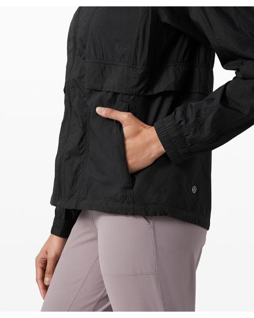 lululemon athletica Hood Lite Jacket - Color Black - Size 14