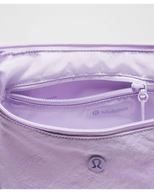 lululemon athletica Purple – Slouchy Sling Bag 6L –
