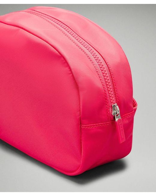 lululemon athletica Pink – City Essentials Pouch Bag 2L –