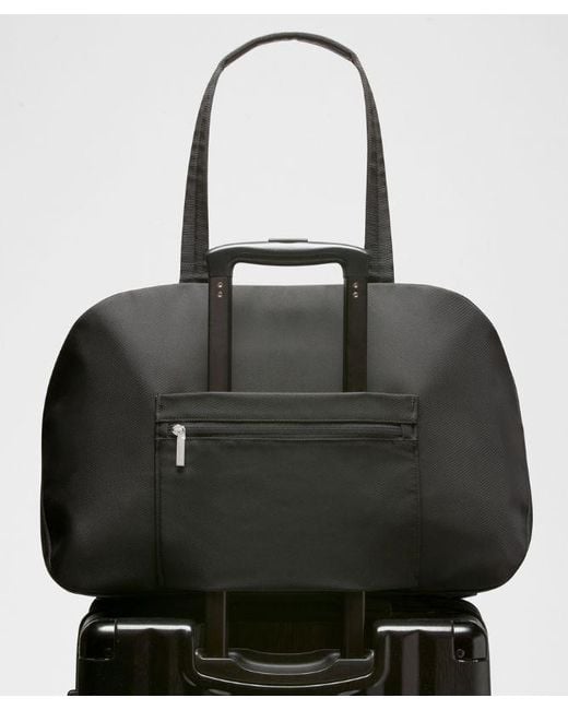 lululemon athletica Black – City Essentials Bag 25L –