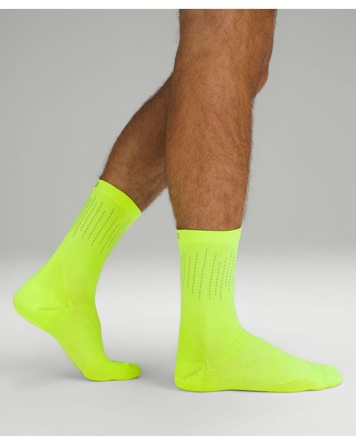 lululemon athletica Green Power Stride Crew Socks Reflective - Color Yellow/neon - Size M for men