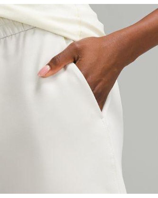 lululemon athletica White – Softstreme High-Rise Shorts – 4" – –