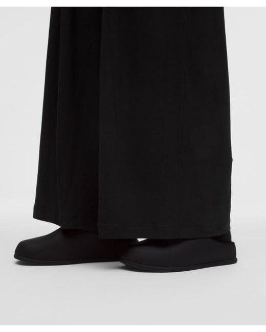 lululemon athletica Black – Becalm High-Rise Pleated Extra-Wide Leg Pants Fabric – – Size Medium