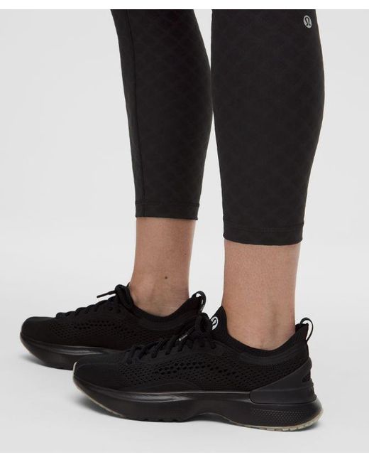 lululemon athletica Black – 3D Jacquard Diamond Train High-Rise Tight Leggings – 25" – – Size 4