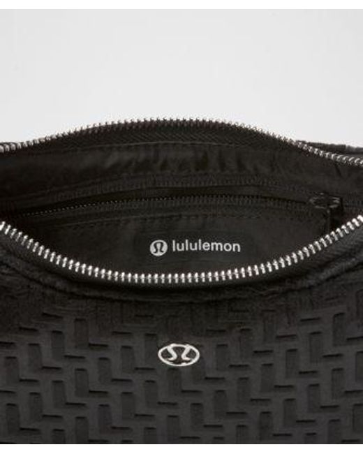 lululemon athletica Black City Essentials Small Shoulder Bag 3L