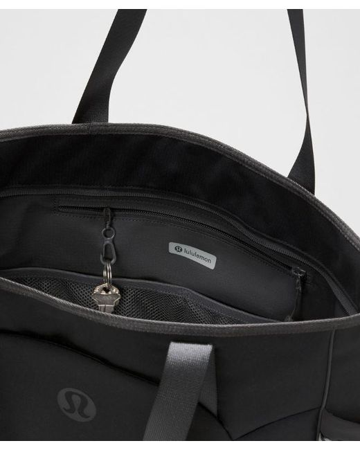 lululemon athletica Black – Scuba Tote Bag 19.5L Paracord –
