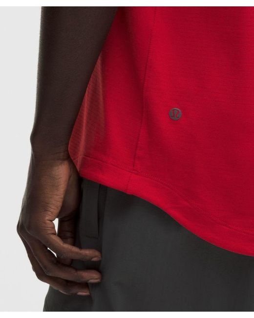 lululemon athletica Red – License To Train Short-Sleeve Shirt – /Neon – Size Large for men