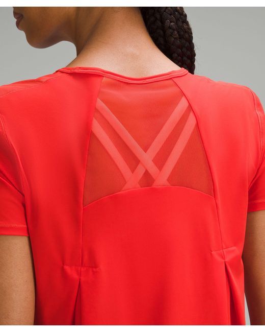 lululemon athletica Red Sculpt Short-sleeve Shirt