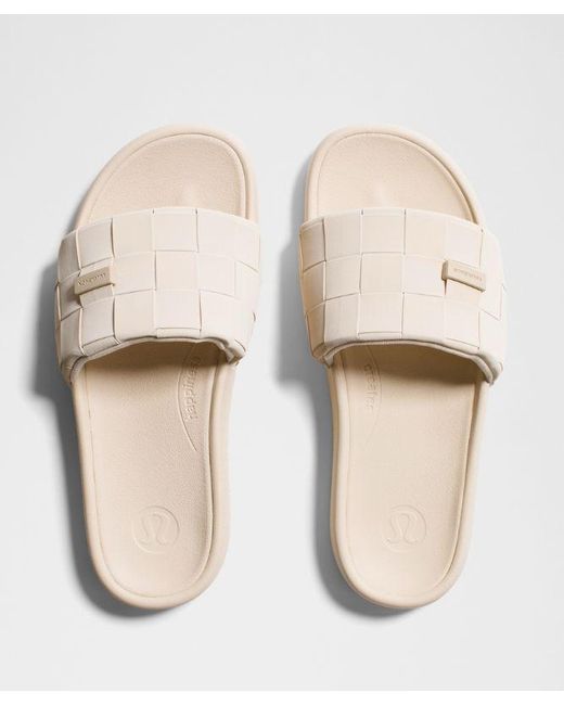 lululemon athletica Natural Restfeel Woven Slide