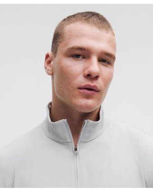 lululemon athletica Gray – Reflective Knit Running Half Zip Long-Sleeve Top – – Size Large for men