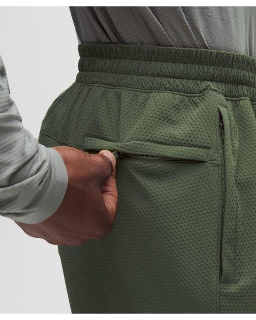 lululemon athletica Gray License To Train Textured Jogger for men