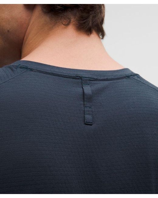 lululemon athletica Blue – License To Train Short-Sleeve Shirt – – Size Large for men