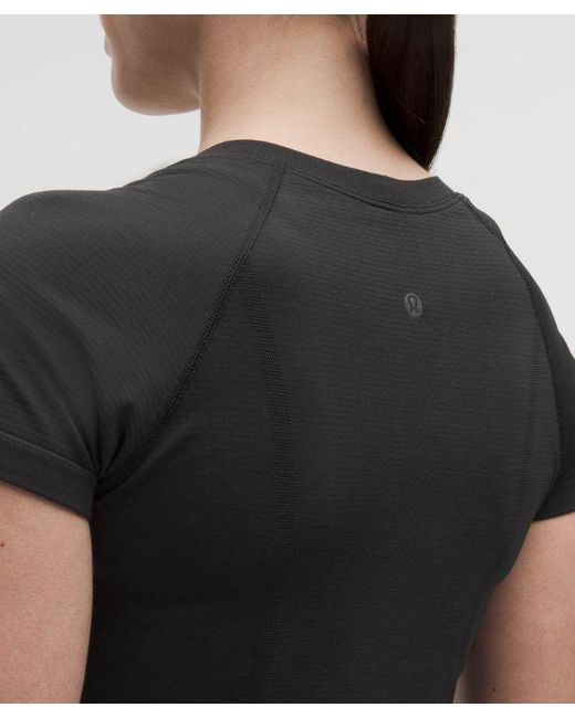 Girls Seamless Hip Length Short Sleeve