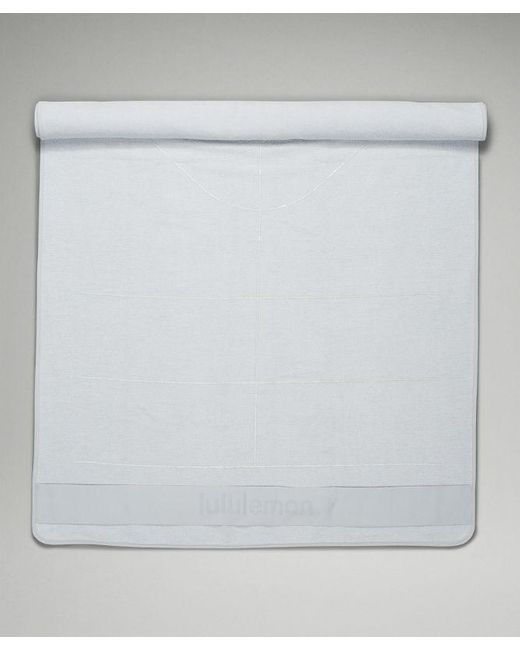 lululemon athletica Gray – Yoga Mat Towel With Grip –