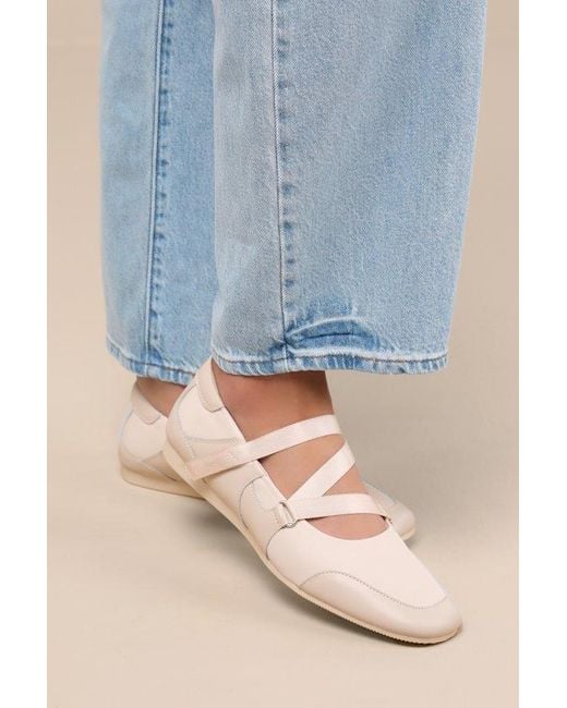 Vagabond Natural Hillary Off Leather Strappy Flats