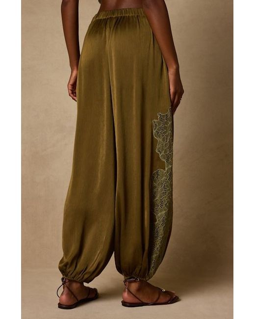 Lulus Natural Evette Lace High-Rise Jogger Pants