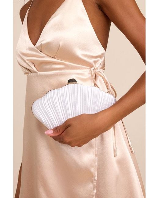 Lulus Natural Divan Pleated Satin Seashell Clutch