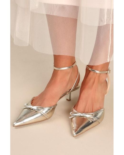 Badgley Mischka Natural Talasia Metallic Ankle Strap Kitten Heel Pumps
