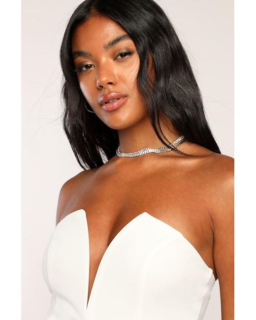 Lulus White Babe Alert Notched Strapless Bodysuit