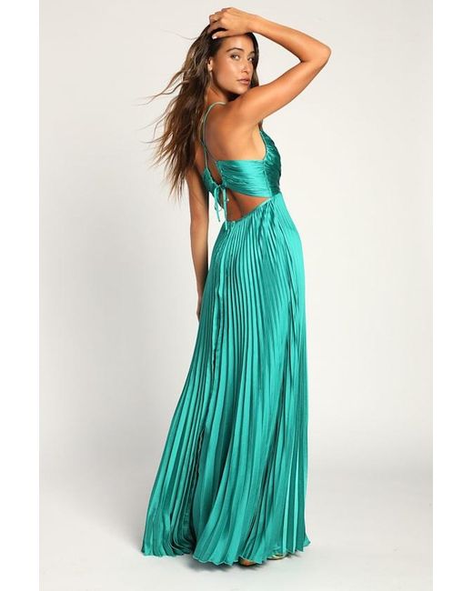 Lulus Green Dreaming