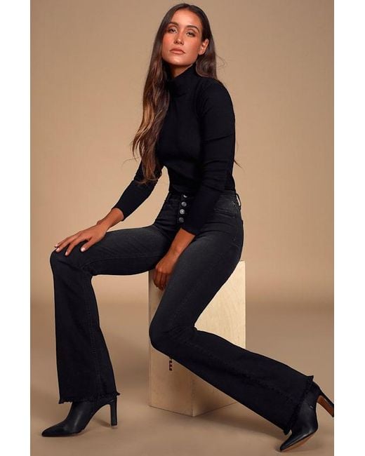 Lulus Blue Trina Washed Button-Fly Flare Jeans