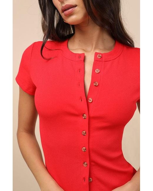 Lulus Red Annalena Ribbed Button-Front Short Sleeve Top