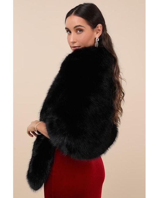 Lulus Black Upscale Approach Faux Fur Stole