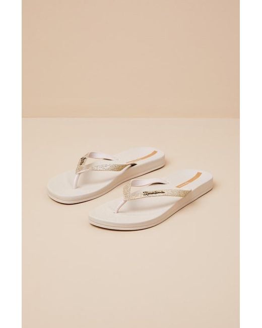 Ipanema Natural Ana Sparkle Flip Flops