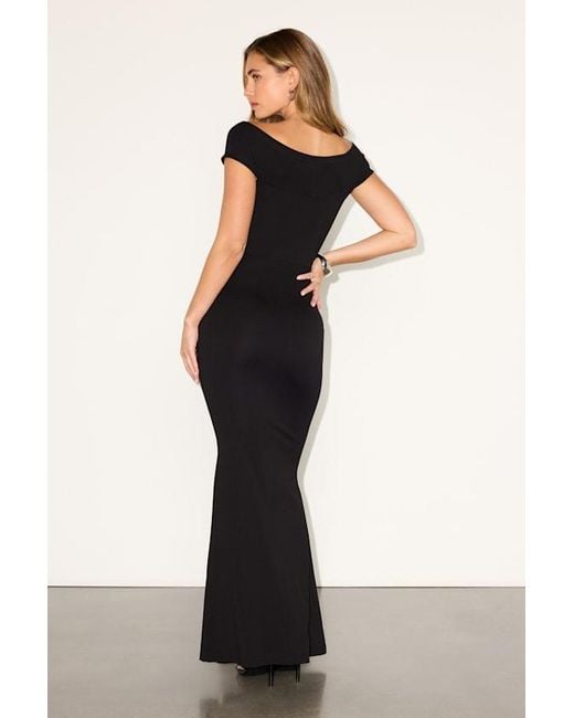 Lulus Katerina Twist-Front Off-The-Shoulder Maxi Dress in Black | Lyst