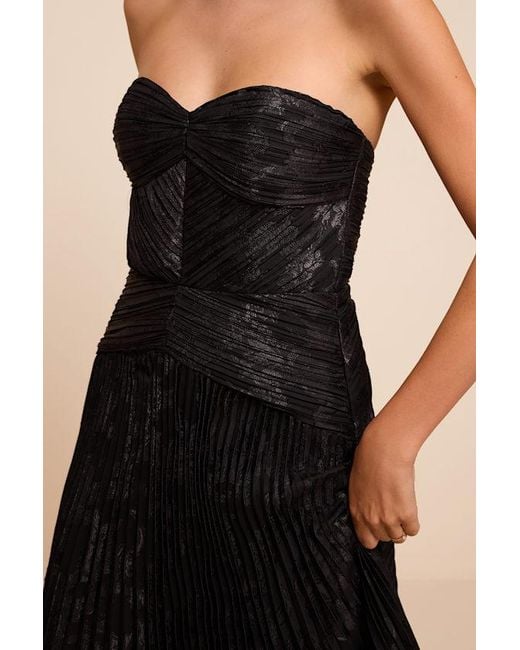 Lulus Black Marlene Floral Pleated Drop Waist Maxi Dress