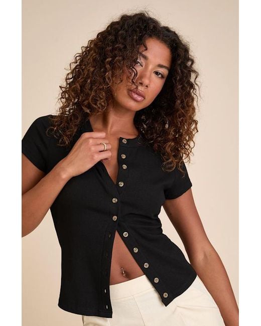 Lulus Black Annalena Ribbed Button-Front Short Sleeve Top