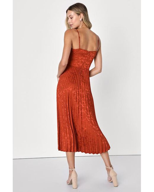 Lulus Red Regal Romance Rust Floral Jacquard Pleated Satin Midi Dress
