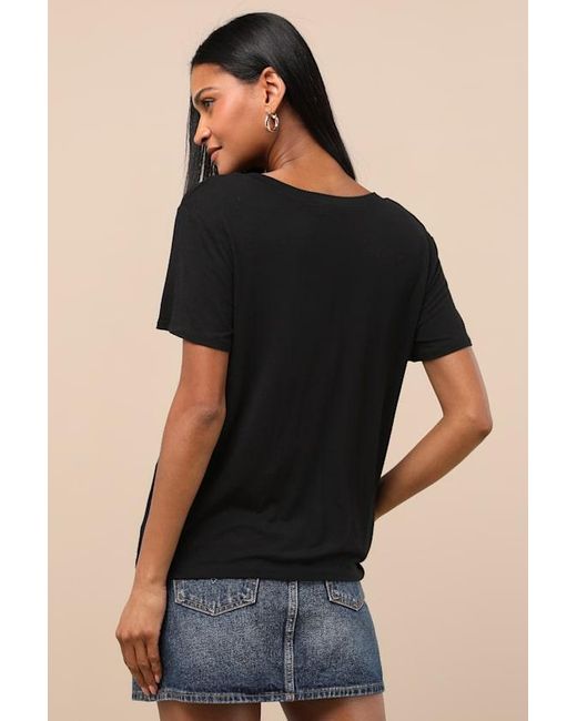 Lulus Black Adyn V-Neck Short Sleeve Tee