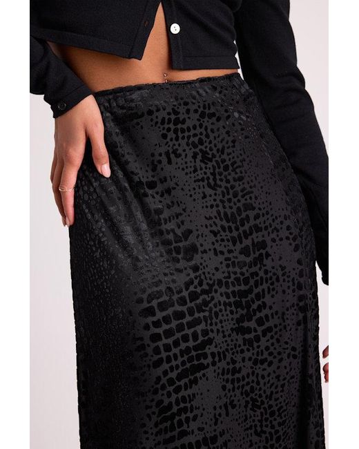 Lulus Black Ashworth Burnout Velvet Mid-Rise Maxi Skirt