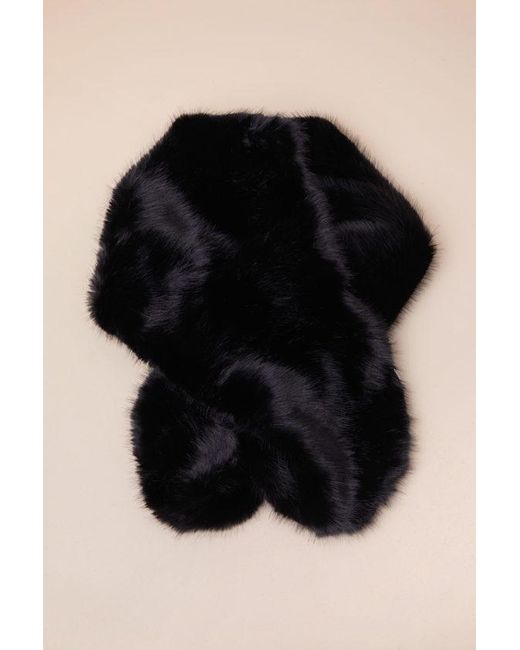 Lulus Black Upscale Approach Faux Fur Stole