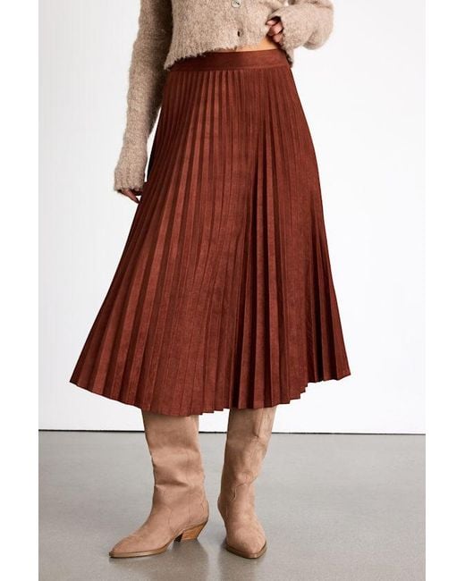 Lulus Red Raylie Suede Pleated Midi Skirt