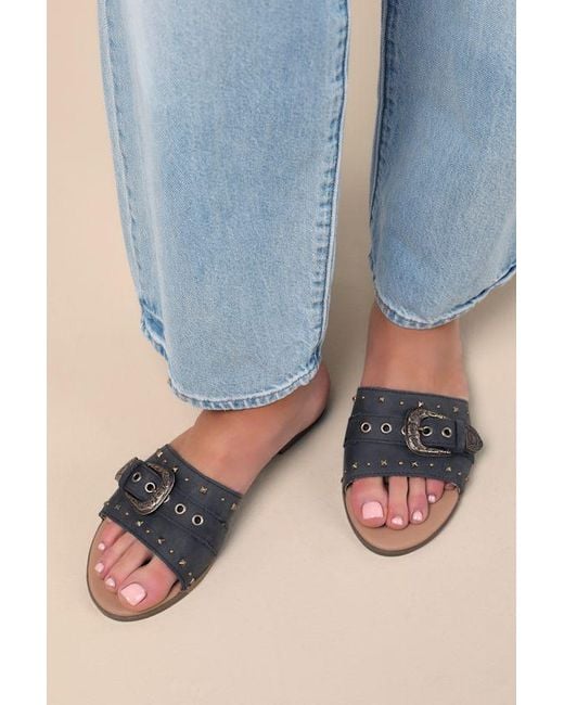 Dingo Natural Lariat Leather Studded Buckle Slide Sandals