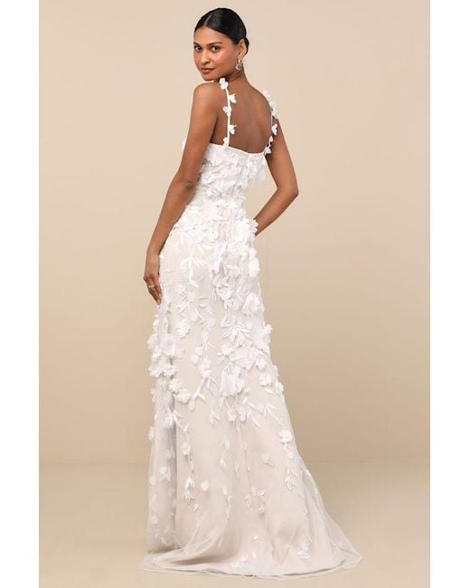 Elliatt Natural Kore And 3D Floral Mermaid Maxi Dress