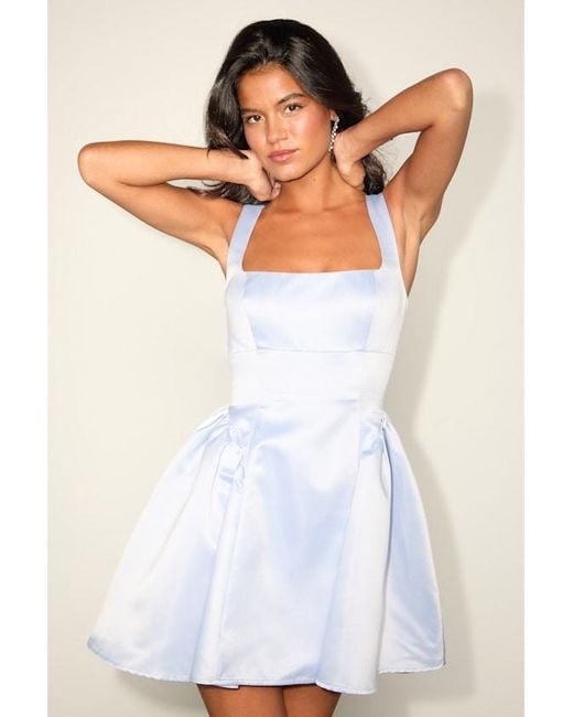 blue and white dress lulus Maison Margiela // Black & Navy Colourblock Dress – VSP Consignment