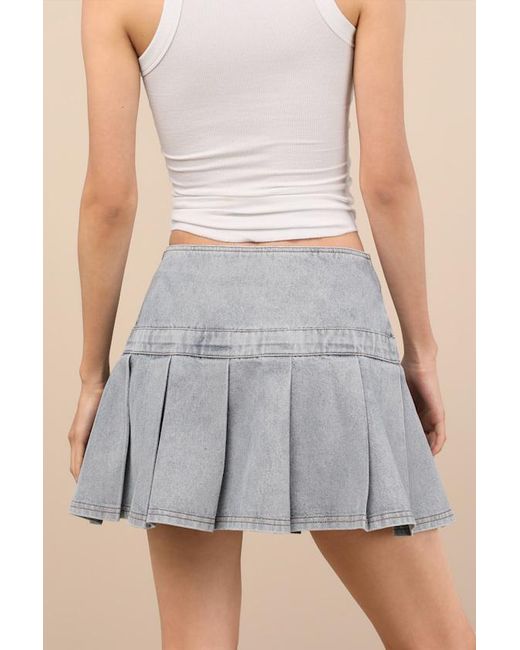 Lulus Natural Khine Light Wash Denim Pleated Low-Rise Mini Skirt