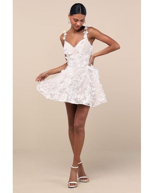 Elliatt Natural Flaviana And 3D Floral Embroidered Mini Dress