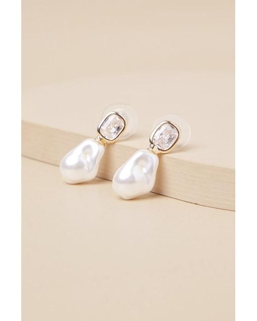 Lulus Natural Spectacular Stance Rhinestone Pearl Earrings