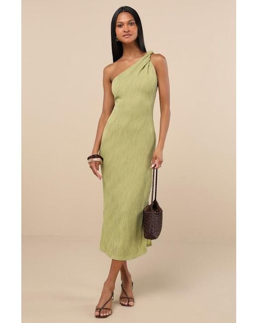 Lulus Aristea Light Textured One-Shoulder Midi Dress in Green | Lyst