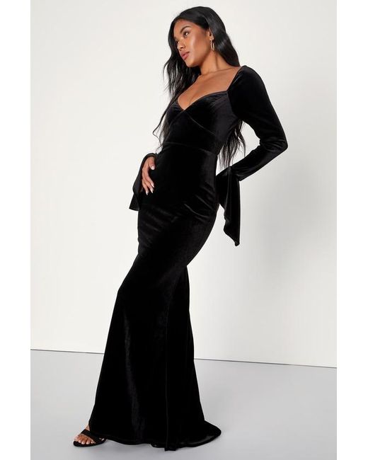 Lulus Black Dramatic Instincts Velvet Bell Sleeve Mermaid Maxi Dress