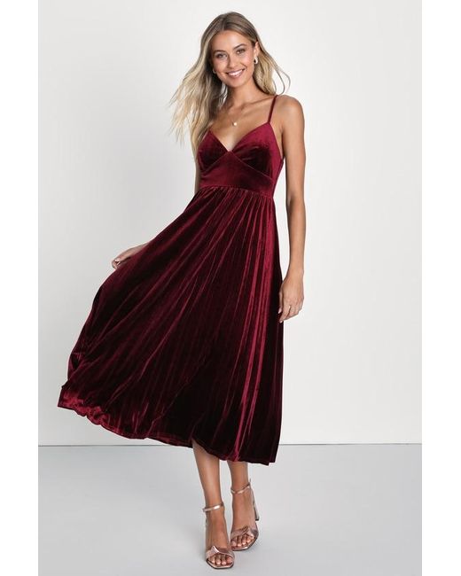 Lulus Red Unreal Charmer Velvet Sleeveless Pleated Midi Dress