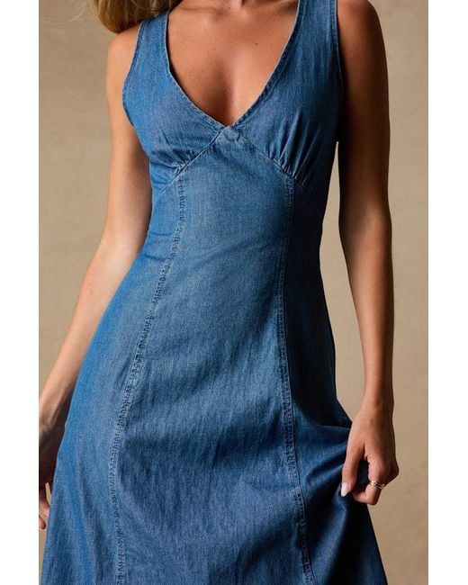 Lulus Blue Miranda Medium Wash Denim Sleeveless Midi Dress