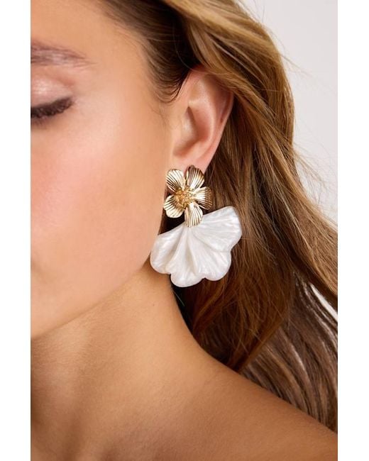 Lulus Brown Sheena Flower Statement Earrings