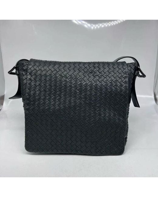 Bottega Veneta Black Pre-Loved Bag Very Good Condition